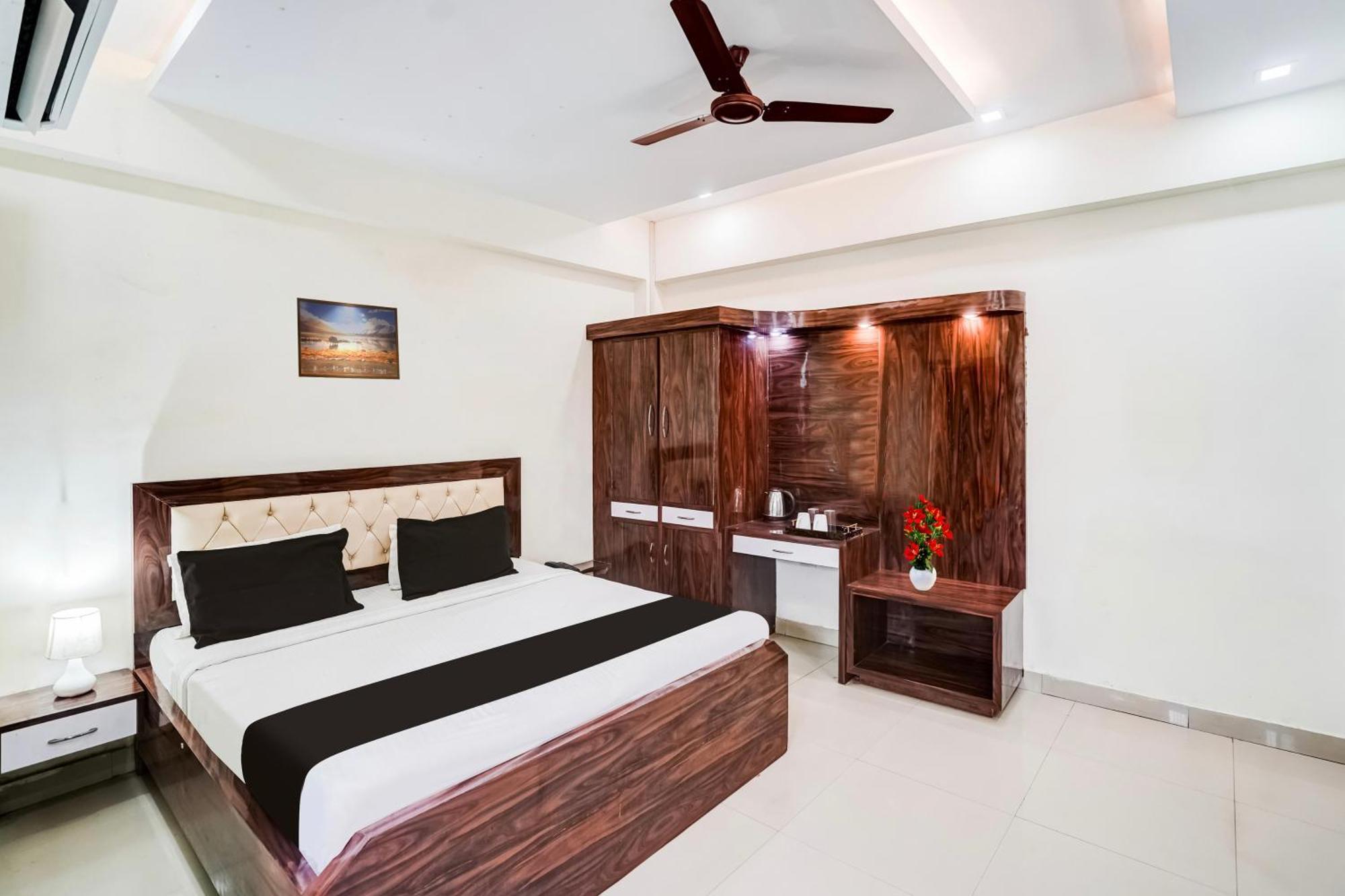 Super Hotel O Sgpgi Bijnaur Dış mekan fotoğraf